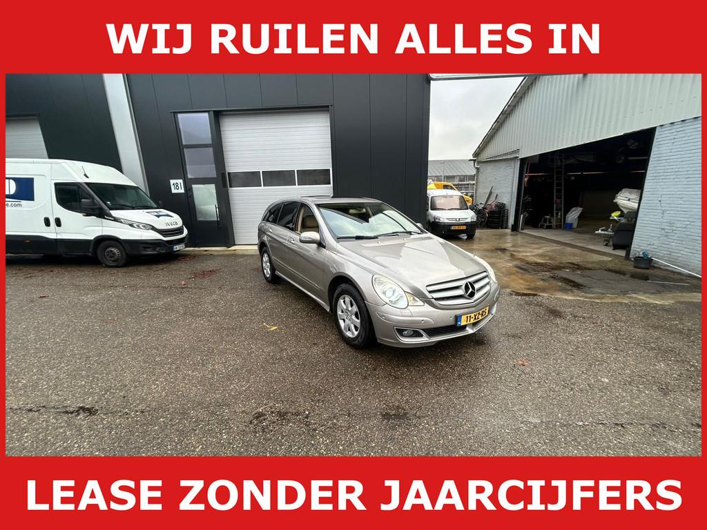 Mercedes-Benz R-klasse 350 4-Matic 6 pers 4x4, Auto's, Beige, 138 €/maand, Leder, Vierwielaandrijving