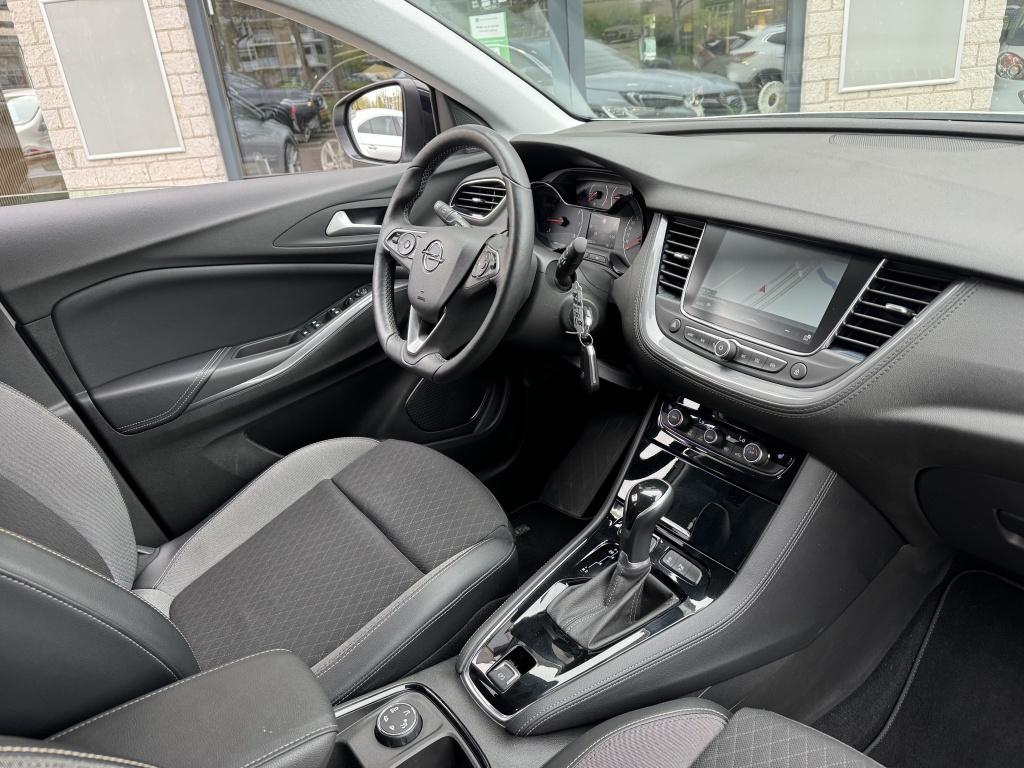Opel Grandland X 1.2 Turbo Ultimate Trekhaak Distri VV VOL, Auto's, Opel, Automaat, Verwarming stoelen achter, Gebruikt, 1199 cc