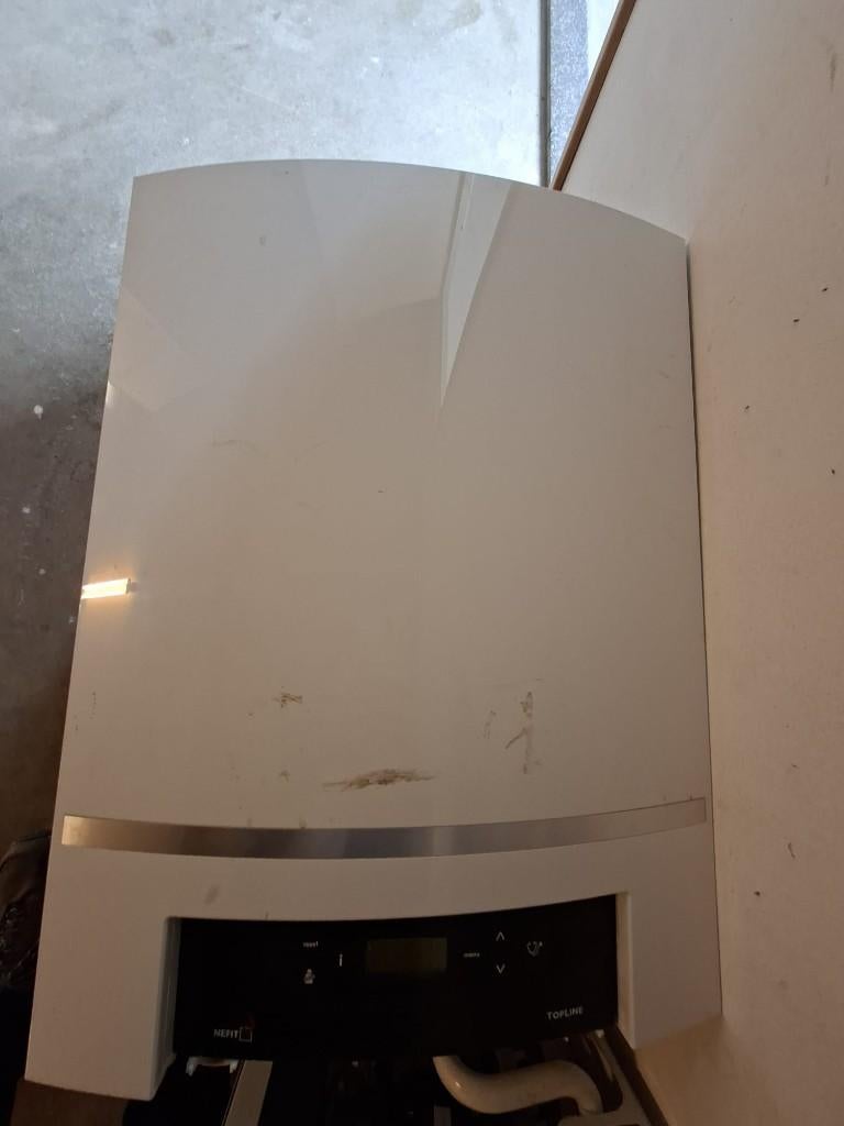 Nefit Topline Cv combiketel incl. dakdoorvoer en drukvat, Ophalen, 30 tot 80 cm, Gebruikt, Hoog rendement (Hr)