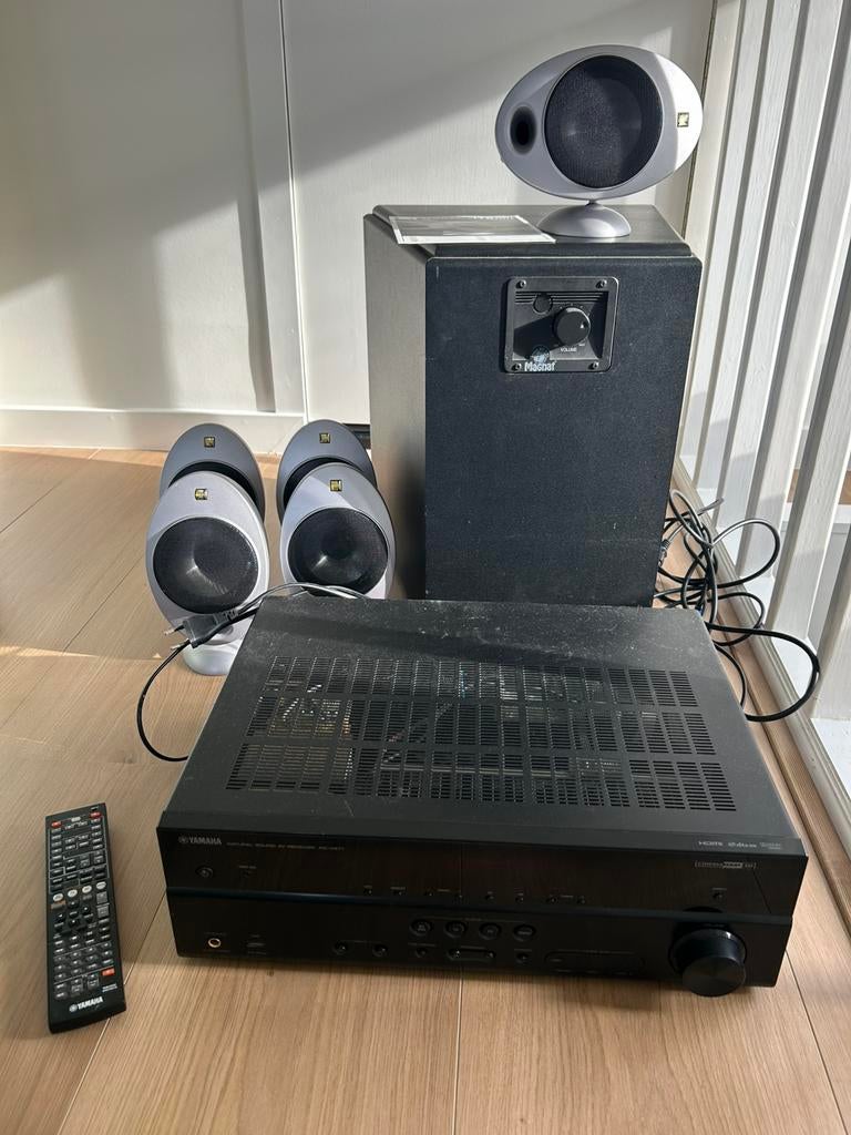 5.1 set. KEF HTS2001, Yamaha RX V471, Magnat Omega 250, 70 watt of meer, Zo goed als nieuw, 5.1-systeem, Overige spelers
