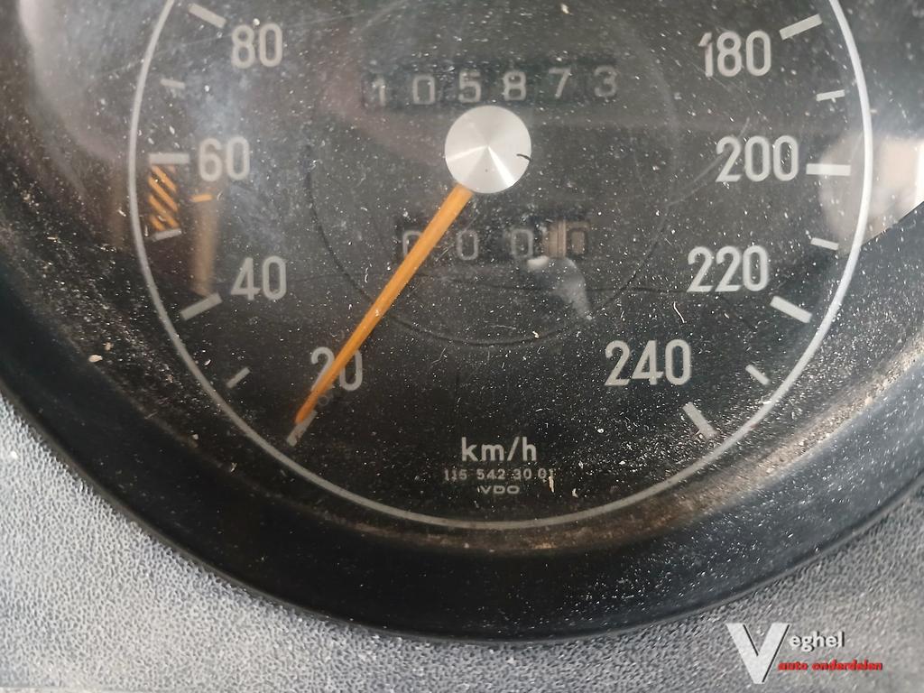 MB W116 sedan Km tellerklok 1165423001 '72, Gebruikt, -, -, Ophalen of Verzenden