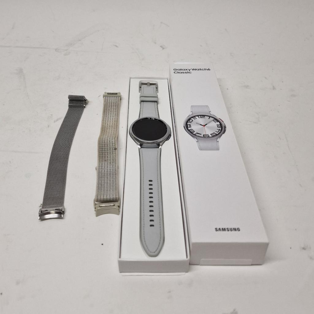 Samsung Galaxy Watch6 Classic 47mm Zilver | Nette staat, Sieraden, Tassen en Uiterlijk, Armbanden, Zo goed als nieuw