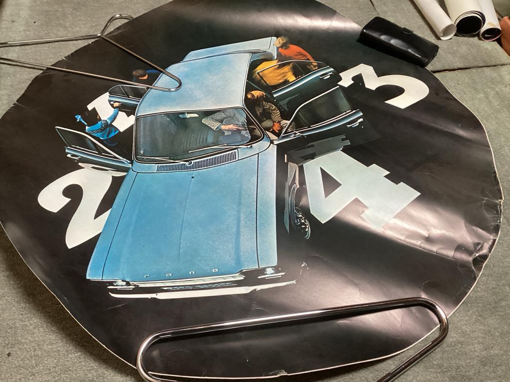 Ford Escort Showroomposter, Ophalen, Gelezen, Ford
