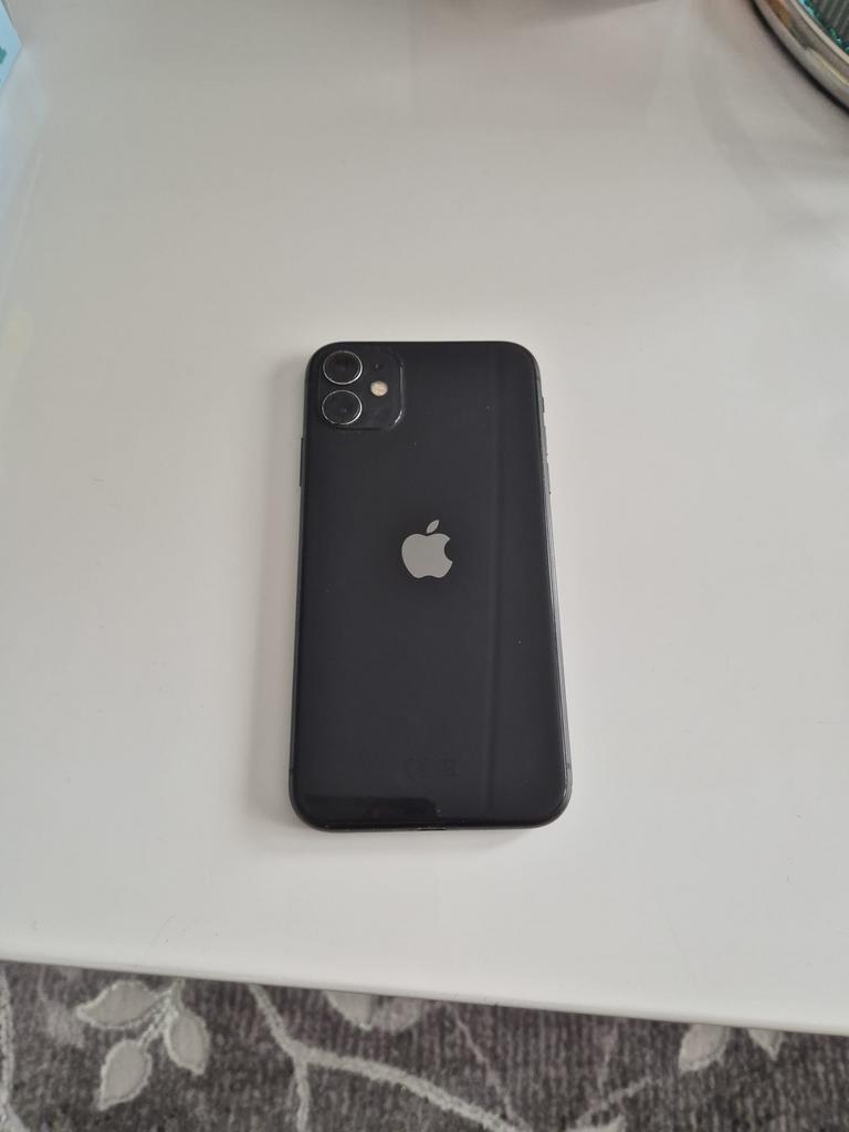 Zwarte iphone 11 64 GB zonder doos, Ophalen, Gebruikt, Zwart, 65 %
