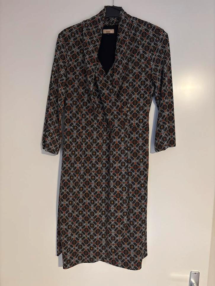 Dressire Jurk Maat 40 met Patroon, Kleding | Dames, Jurken, Zo goed als nieuw, Maat 38/40 (M), Zwart, Knielengte, Ophalen of Verzenden