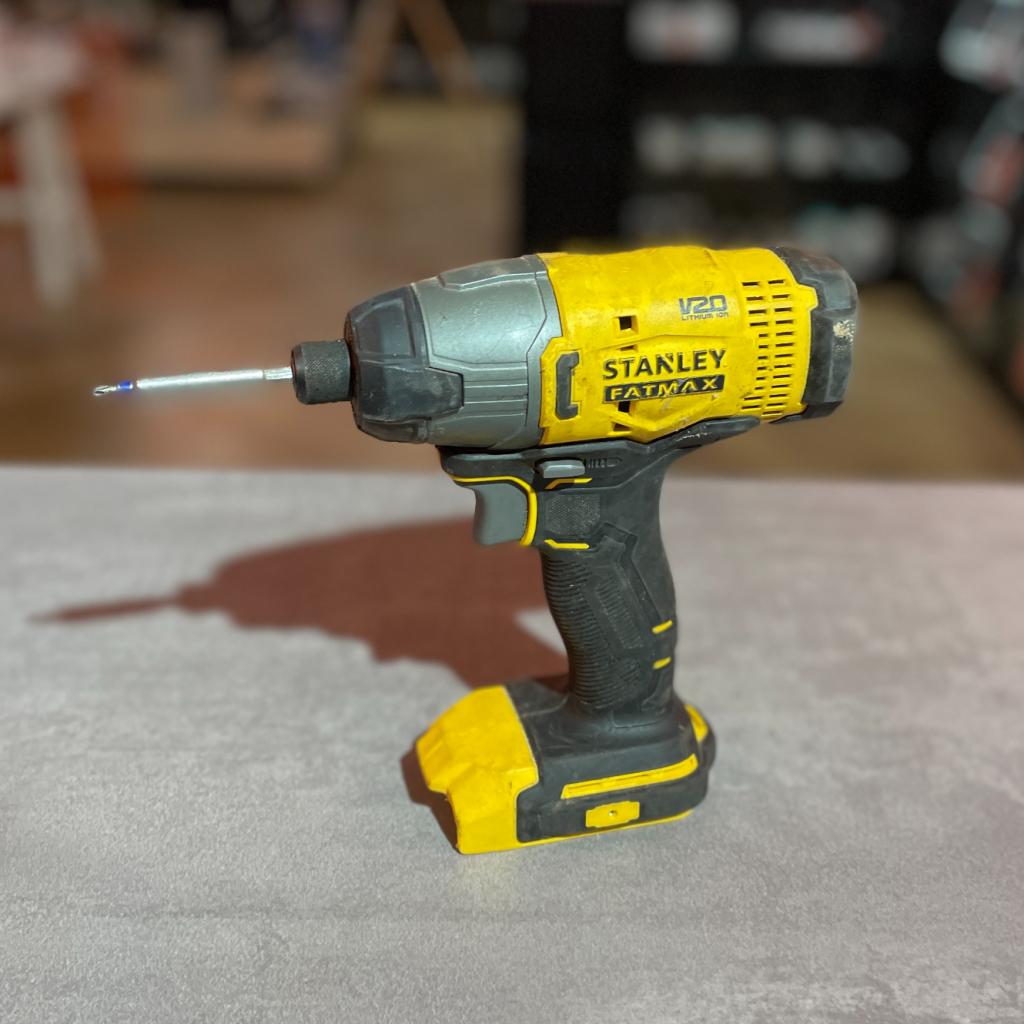 Stanley FatMax v20 SFMCF800 Slagschroevendraaier body, Doe-het-zelf en Verbouw, Gereedschap | Boormachines, Stanley, Zo goed als nieuw