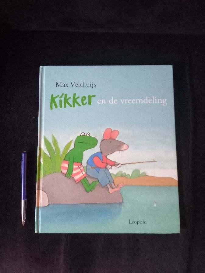 Max Velthuijs:kikker en vreemdeling nieuw groot,klein mannet, Ophalen of Verzenden, Nieuw, Fictie algemeen