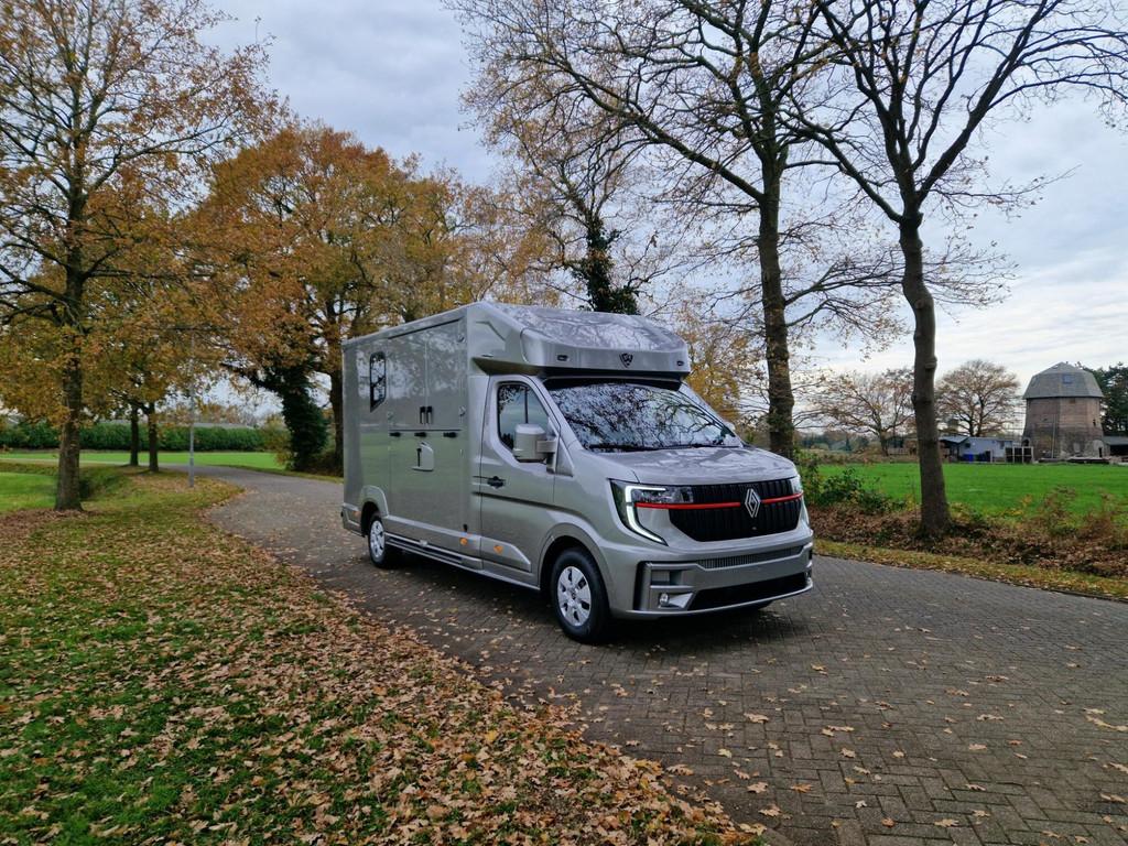 Renault Master MTM S3 EXCLUSIVE ! Nieuw model paardenwagen v, Dieren en Toebehoren, Paarden en Pony's | Trailers en Aanhangwagens