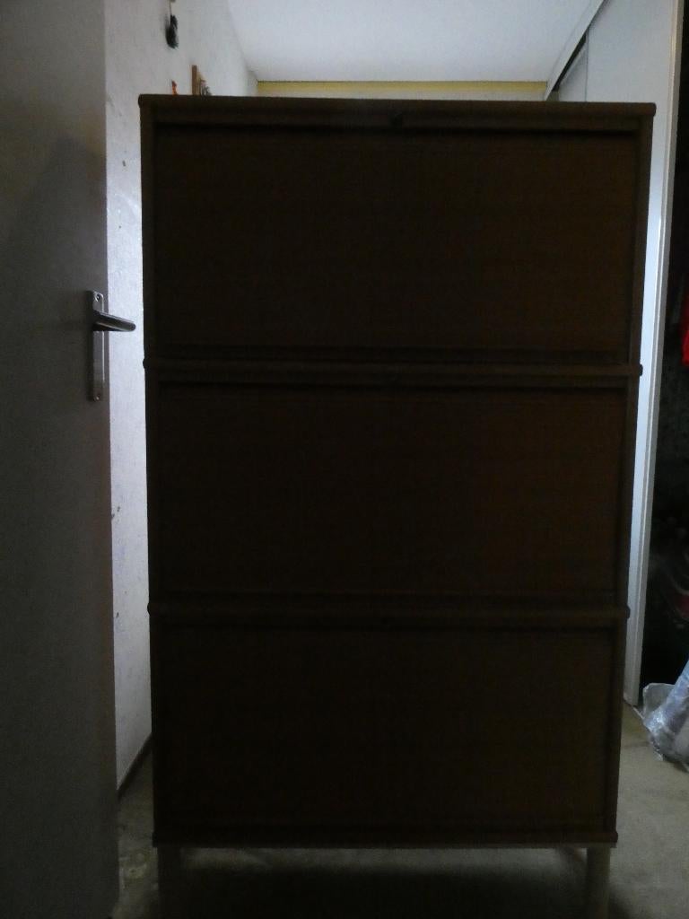 Eiken kleurig (archief) kastje, Ophalen, Gebruikt