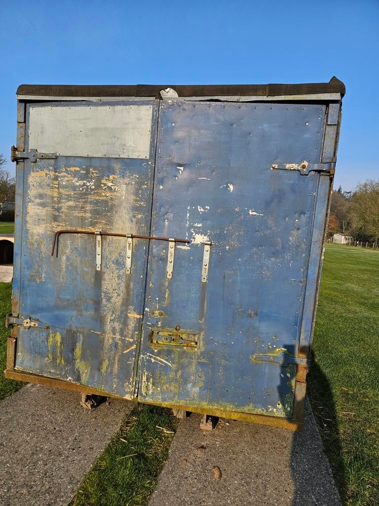Opslagcontainer haakarm, Ophalen, Gebruikt