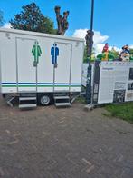 Toiletwagen 2-1-1 te huur, Hobby en Vrije tijd, Feestartikelen | Verhuur, Ophalen of Verzenden, Overige