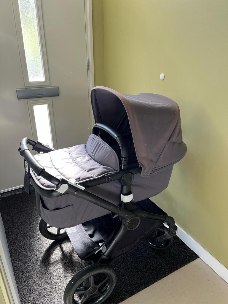 Bugaboo Fox 2 Combiwagen - Zeer Compleet, Kinderen en Baby's, Kinderwagens en Combinaties, Gebruikt, Combiwagen, Bugaboo, Met reiswieg