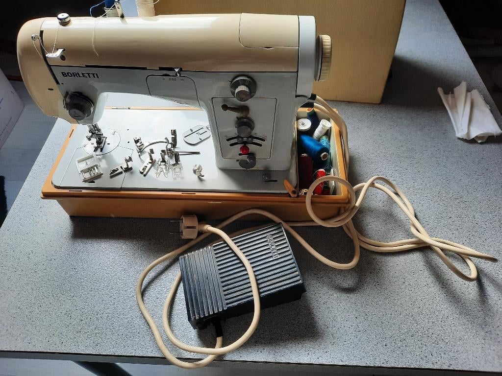 Naaimachine Borletti FB1200, Ophalen, Gebruikt, Naaimachine, Overige merken
