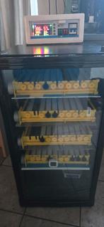 Incubator broedmachine, Geslacht onbekend, Kip