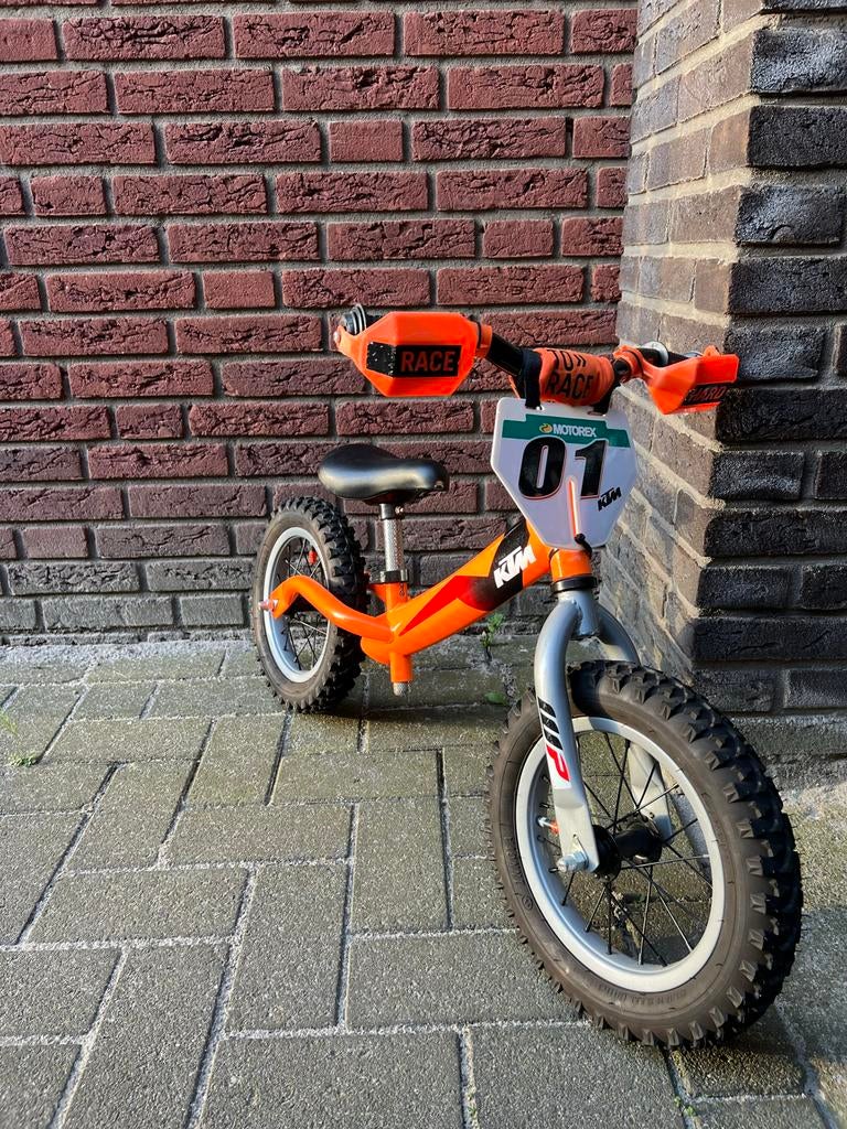 KTM Loopfiets - Oranje/Zwart, Kinderen en Baby's, Speelgoed | Buiten | Voertuigen en Loopfietsen, Gebruikt, Loopfiets, Ophalen