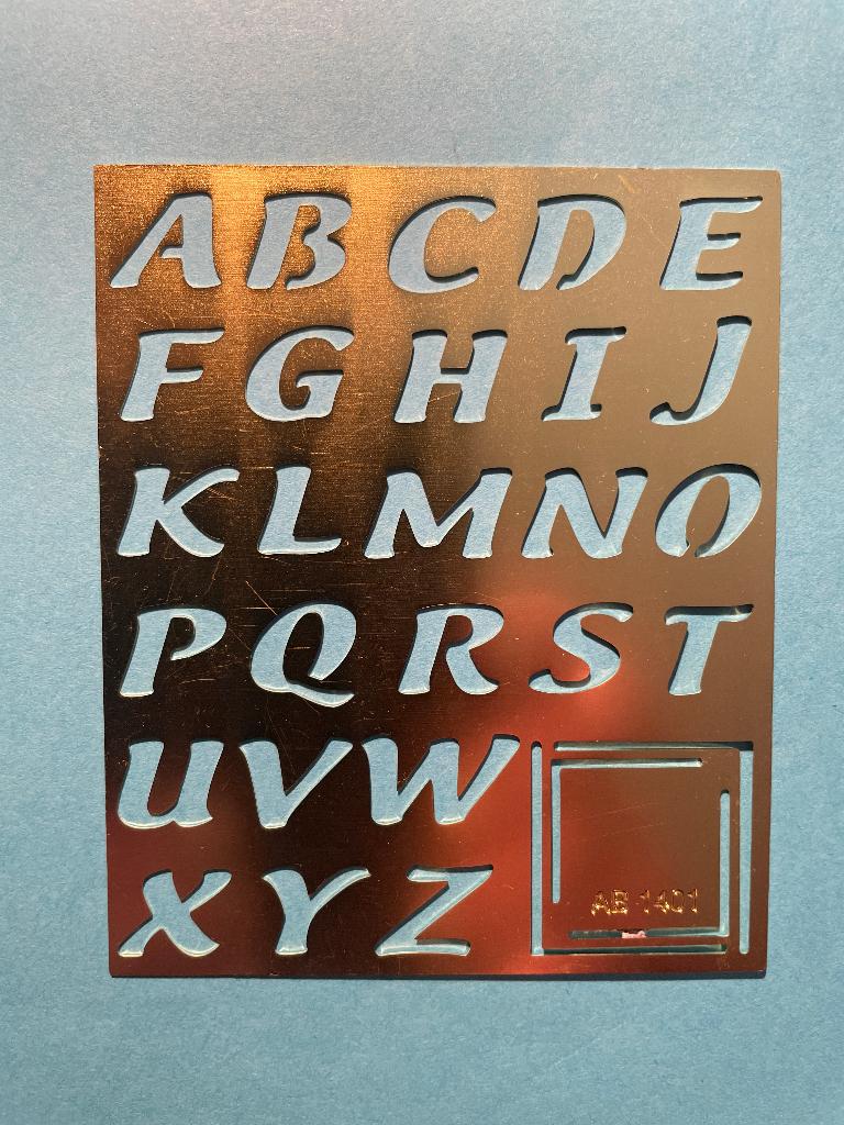 Embossing mallen ( 9 mallen ), Verzenden, Gebruikt, Overige thema's, Pons of Mal