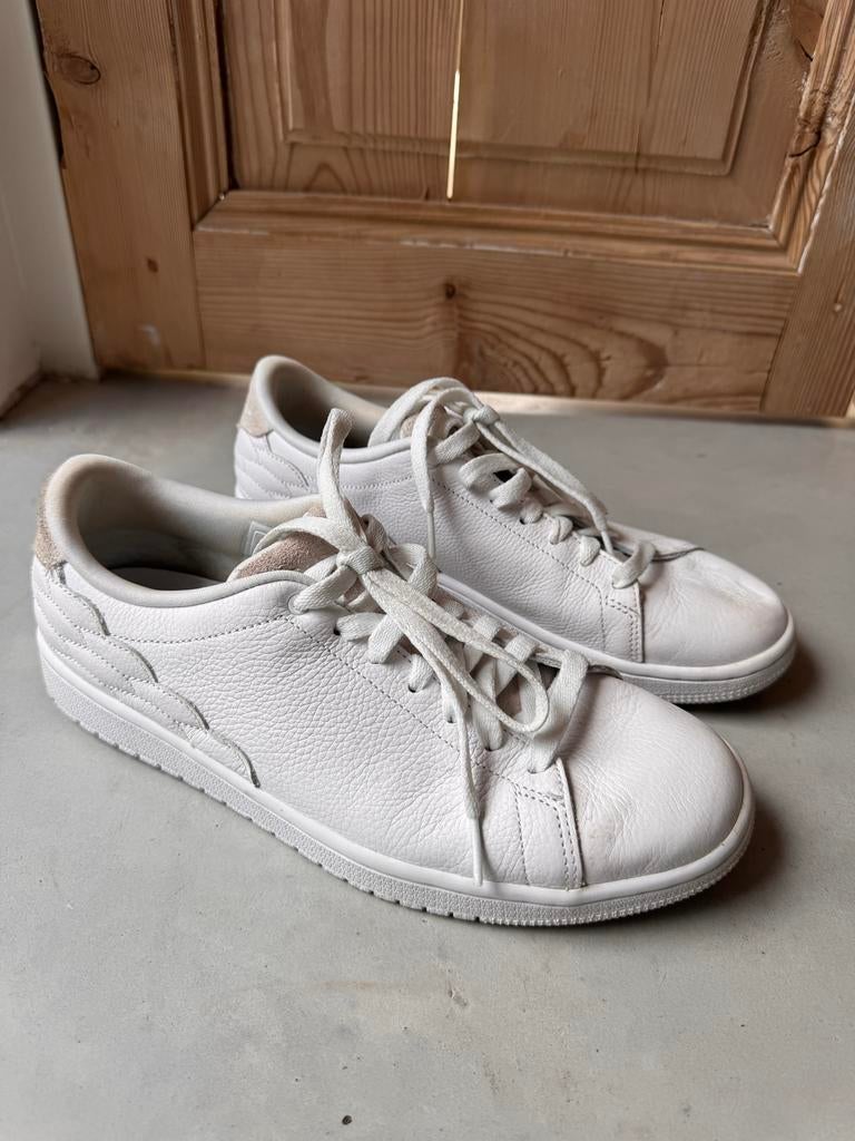 Air Jordan Centre Court White - Limited Edition (42,5), Ophalen of Verzenden, Zo goed als nieuw, Wit, Sneakers of Gympen