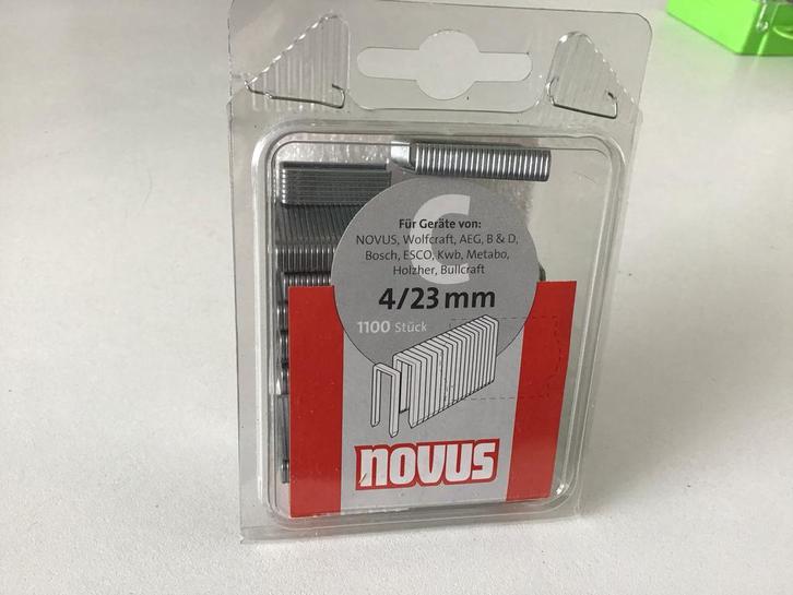 Novus nieten 4/23 mm - 1100 stuks,er zijn er een aantal uit, Doe-het-zelf en Verbouw, Gereedschap | Handgereedschap, Nieuw, Ophalen of Verzenden