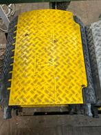 10x Kabeldrempel/goot met 5 kanalen, 700x700x90, Doe-het-zelf en Verbouw, Elektra en Kabels, Ophalen, Zo goed als nieuw, Overige typen