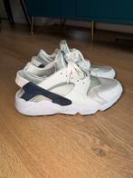 Nike Air Huarache – bijna nieuw (3x gedragen), Ophalen, Gedragen, Wit, Sneakers of Gympen