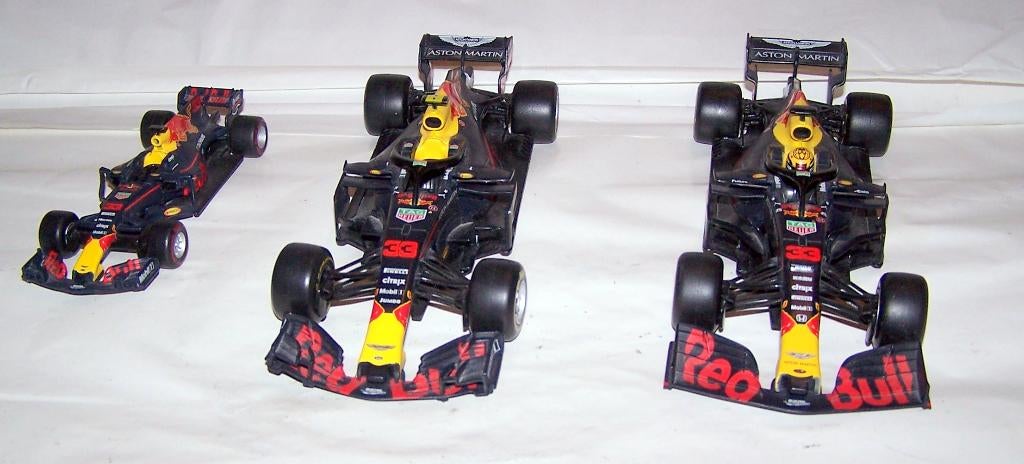 3x Bburago Red Bull F1 Max Verstappen- RB13/RB14/rb15. Nwst., Ophalen of Verzenden, Nieuw, Formule 1