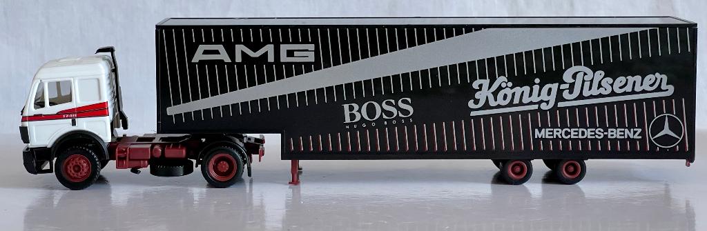 Herpa 82602: Mercedes Benz SK "AMG Boss König Pilsener", Ophalen of Verzenden, Zo goed als nieuw, Bus of Vrachtwagen, Herpa