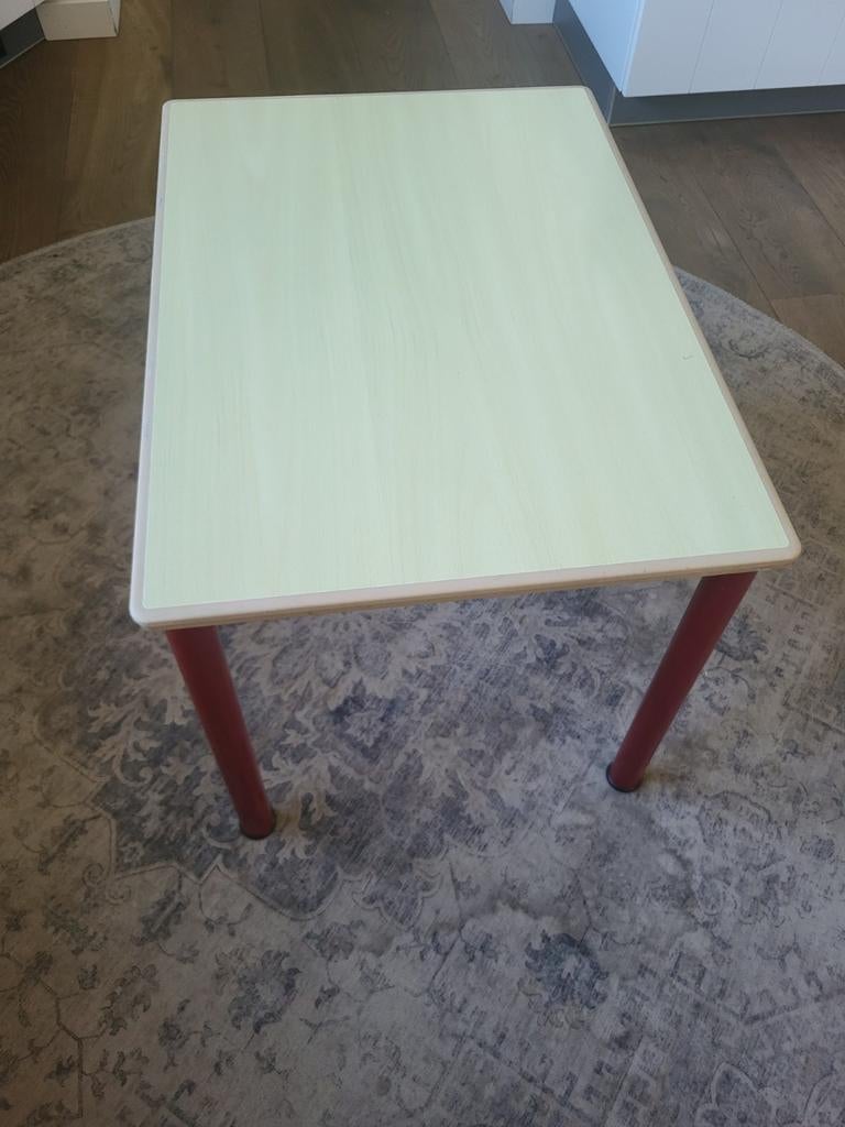 School tafel, Ophalen, Rechthoekig, 50 tot 100 cm, 50 tot 75 cm