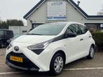 Toyota Aygo 1.0 VVT-i 5-DEURS/75900KM/AIRCO/CRUISE/BLUETHOOT, Auto's, Voorwielaandrijving, Gebruikt, 4 stoelen, Wit