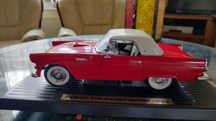 Modelauto 1:31 Ford Thunderbird 1955, Hobby en Vrije tijd, Modelauto's | 1:18, Nieuw, Auto, Overige merken, Ophalen