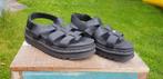 Dr. Martens Sandalen - Zwart - Platform, Zwart, Dr. Martens, Gedragen, Sandalen of Muiltjes