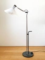 Vintage vloerlamp Artemide Enzo Mari Italiaans design retro, Metaal, 150 tot 200 cm, Gebruikt, Ophalen