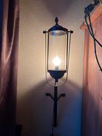 Smeedijzeren muurlantaarn, Ophalen, Gebruikt, Glas