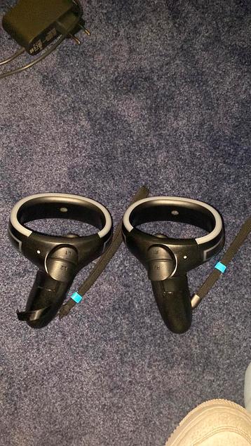 VR Htc vive cosmos controllers beschikbaar voor biedingen