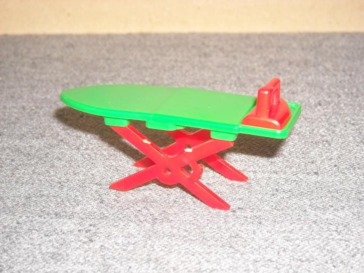 Kinderstrijkplank en -strijkijzer, Verzamelen, Poppenhuizen en Toebehoren, Gebruikt, Poppenhuis, Ophalen of Verzenden