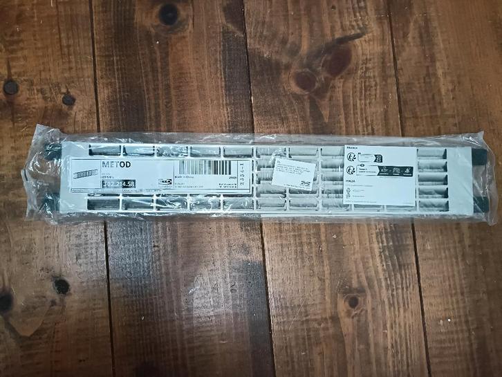 IKEA METOD Geventileerde plint roestvrij staal 302.214.58, Huis en Inrichting, Keuken | Keukenelementen, Nieuw, Minder dan 100 cm