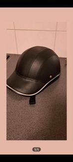 Zwarte pet helm, Ophalen of Verzenden, Zo goed als nieuw, Onbekend