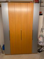 Kledingkasten in beuken/zilver kleur met harmonika deuren, Huis en Inrichting, Kasten | Kledingkasten, 100 tot 150 cm, Met plank(en)