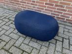 Leolux poef / hocker op wieltjes, Huis en Inrichting, Banken | Voetenbanken en Poefen, Ophalen, 75 tot 100 cm, Zo goed als nieuw