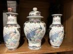 3 Delige Vazen Set met Pauwen, Antiek en Kunst, Antiek | Vazen, Ophalen
