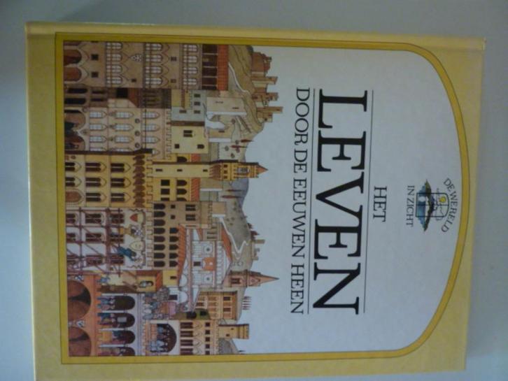 G.Caselli - Het leven door de eeuwen heen, Boeken, Overige Boeken, Zo goed als nieuw, Verzenden