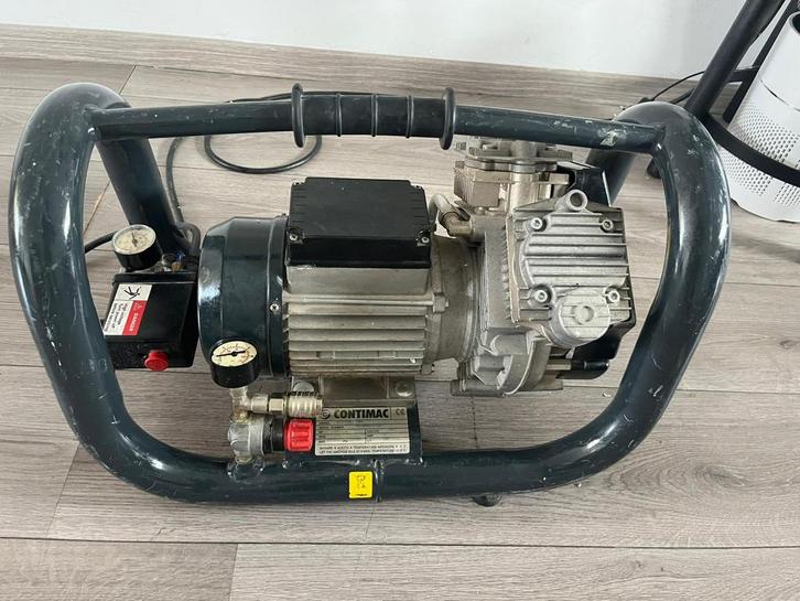 Compressor professioneel, Doe-het-zelf en Verbouw, Compressors, Zo goed als nieuw, 6 tot 10 bar, Ophalen of Verzenden
