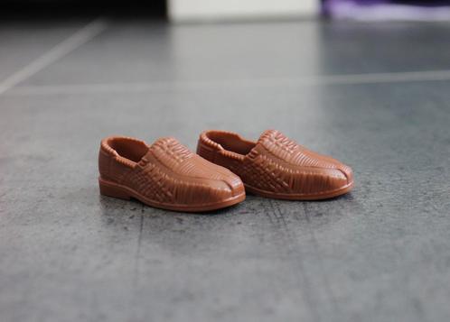 Barbie kleding nieuw - Ken - Originele nette schoenen bruin, Kinderen en Baby's, Speelgoed | Poppen, Nieuw, Barbie, Ophalen of Verzenden