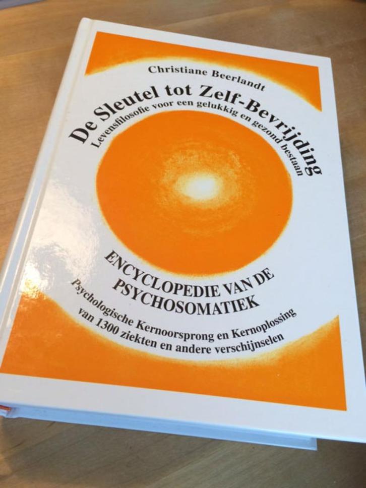 De sleutel tot zelf-bevrijding, 1300 - Christiane Beerlandt, Boeken, Esoterie en Spiritualiteit, Zo goed als nieuw, Achtergrond en Informatie