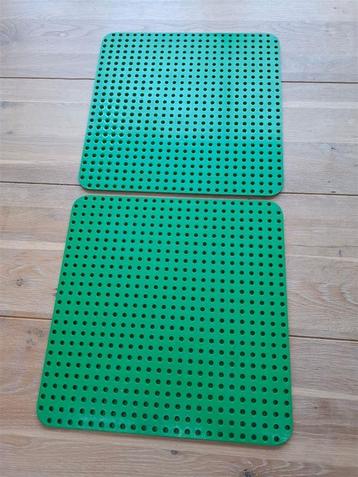 Duplo grondplaten, 2 stuks beschikbaar voor biedingen