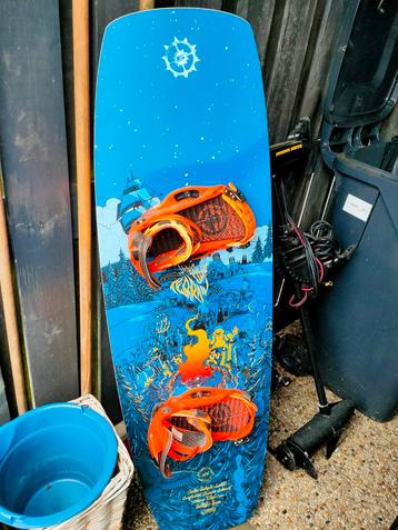 Slingshot Wakeboard - Klaar voor de kabelbaan! beschikbaar voor biedingen