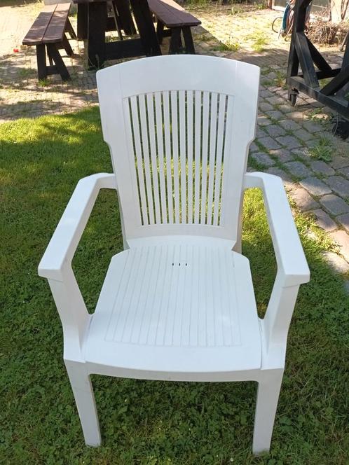 Het merk is van Aquarius, Tuin en Terras, Tuinstoelen, Zo goed als nieuw, Kunststof, Ophalen