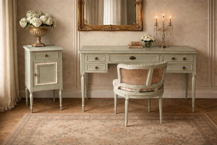 Franse Louis XVI bureau, stoel & nachtkastje ca. 1920–1940, Huis en Inrichting, Slaapkamer | Nachtkastjes, Gebruikt, 70 cm of meer