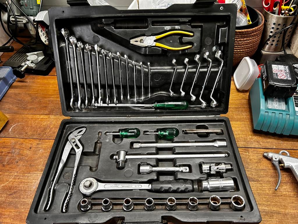 Vintage Heyco (W-Germany) gereedschapskoffer – januari 1977, Ophalen of Verzenden, Zo goed als nieuw