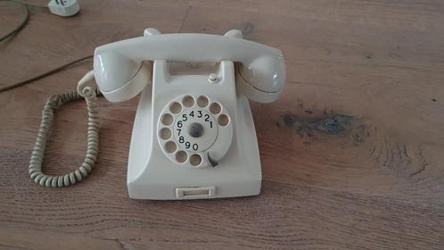 PTT Telefoon - Ericsson Type 1951 - Wit, Telecommunicatie, Vaste telefoons | Niet Draadloos, Gebruikt, Bakeliet, Met draaischijf