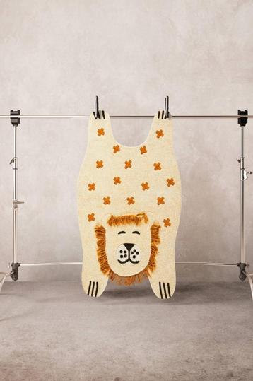 Leuk hip vloerkleed kindervloerkleed leeuw Sleeping Lion beschikbaar voor biedingen